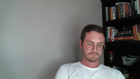 Snapshot of shamelesswetdream chatting on 02.13.25 shamelesswetdream online show from 02.13.25