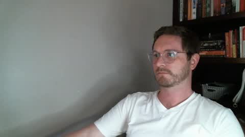 Snapshot of shamelesswetdream chatting on 02.19.25 shamelesswetdream online show from 02.19.25