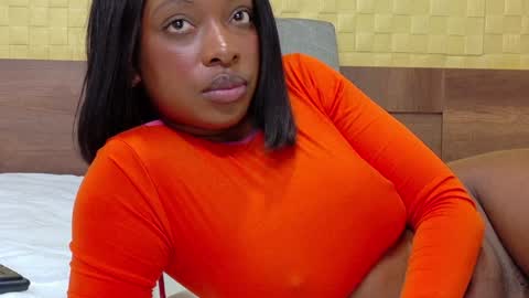 Snapshot of shamira_moore chatting on 12.29.24 Catalina online show from 12.29.24
