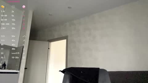 Viola online show from 11.22.25