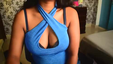 Snapshot of shanaya_indian chatting on 09.17.25 shanaya indian online show from 09.17.25