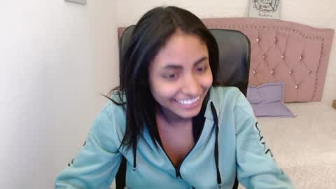 Snapshot of shaneelle chatting on 01.15.25 shanelle online show from 01.15.25