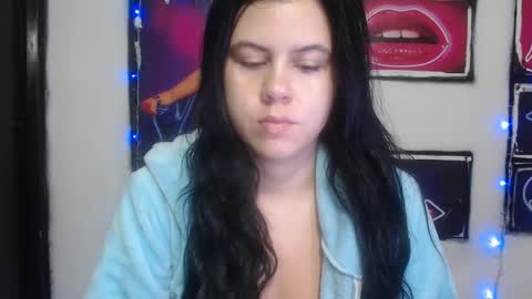 Shanell Moore online show from 02.06.25