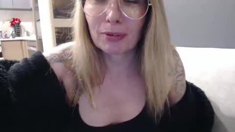 Shannon07 online show from 12.31.24