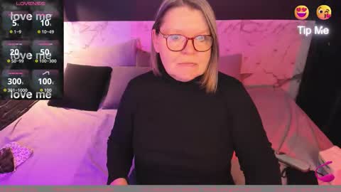 Shannon online show from 11.27.25