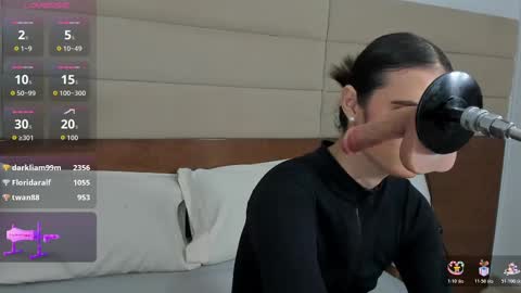  Shantall  online show from 11.23.25