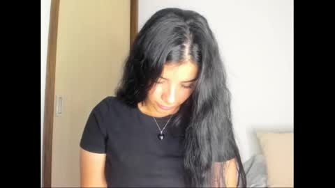 Sara online show from 02.25.25