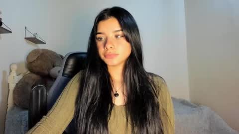 Snapshot of shara_jones chatting on 09.14.25 Sara online show from 09.14.25