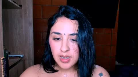 Snapshot of sharain chatting on 01.06.25 My real name is bella Much Gust online show from 01.06.25