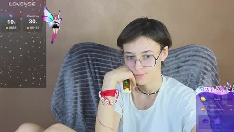 Snapshot of sharli_rose chatting on 02.01.25 Sharli online show from 02.01.25