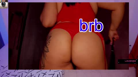 Snapshot of sharon_brook chatting on 02.23.25 sharon_brook online show from 02.23.25