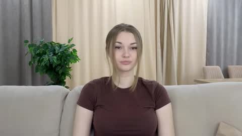 Snapshot of sharrimalagisi chatting on 09.09.25 Miroslava online show from 09.09.25