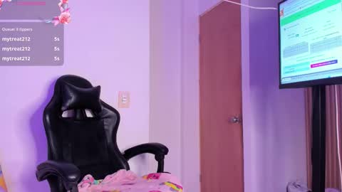 Lady Shauna online show from 11.25.25