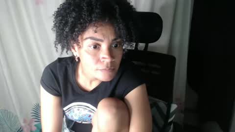 Snapshot of shayna_cute chatting on 12.13.24 Shayna online show from 12.13.24