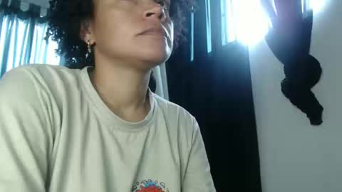 Snapshot of shayna_cute chatting on 12.19.24 Shayna online show from 12.19.24
