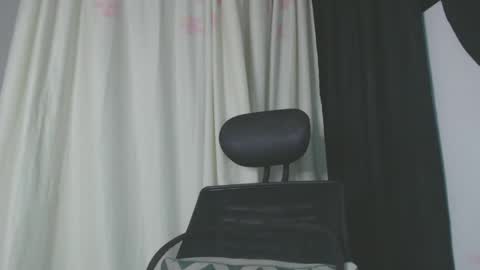 Snapshot of shayna_cute chatting on 01.20.25 Shayna online show from 01.20.25