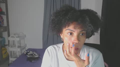 Snapshot of shayna_cute chatting on 01.25.25 Shayna online show from 01.25.25