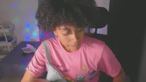 Snapshot of shayna_cute chatting on 01.28.25 Shayna online show from 01.28.25