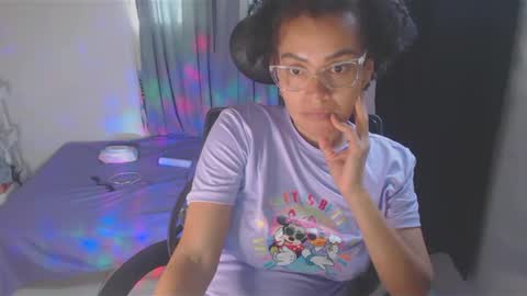 Snapshot of shayna_cute chatting on 02.11.25 Shayna online show from 02.11.25
