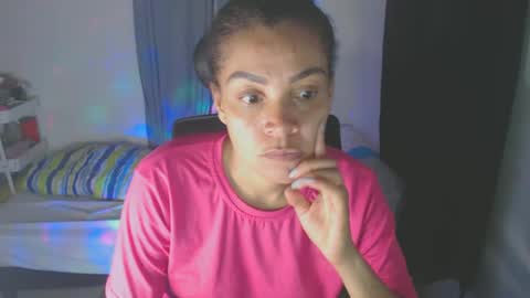 Snapshot of shayna_cute chatting on 03.12.25 Shayna online show from 03.12.25