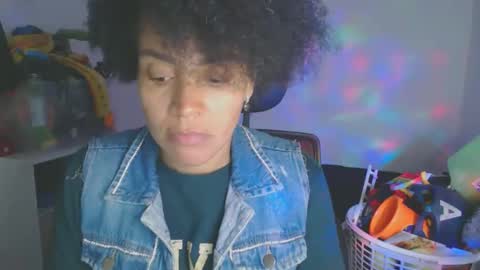 Snapshot of shayna_cute chatting on 09.29.25 Shayna online show from 09.29.25