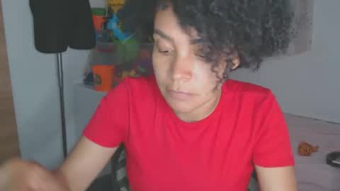 Snapshot of shayna_cute chatting on 10.20.25 Shayna online show from 10.20.25