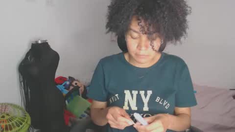 Shayna online show from 12.05.25