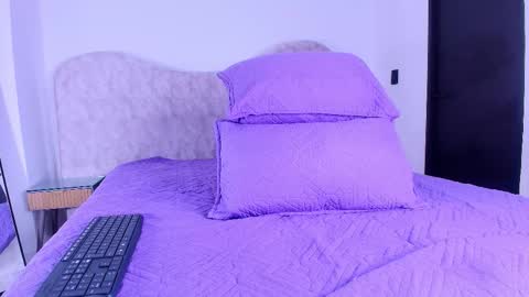 Shelsy online show from 11.24.25