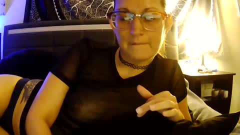 Snapshot of sheridenault chatting on 10.15.25 Harley Townsend online show from 10.15.25