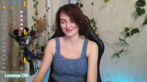 Snapshot of sheslike_firstlove chatting on 09.29.25 Vanessa online show from 09.29.25