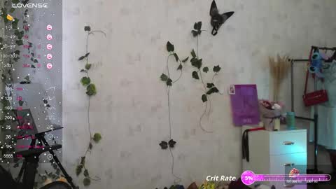Snapshot of sheslike_firstlove chatting on 10.06.25 Vanessa online show from 10.06.25