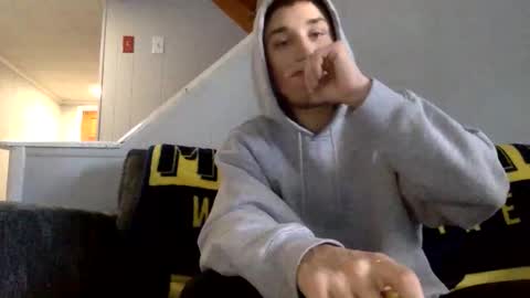 Snapshot of shortiesn40s chatting on 10.27.25 shortiesn40s online show from 10.27.25