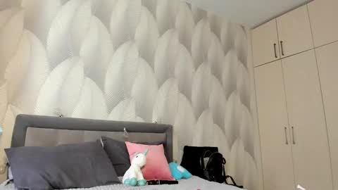 Mika online show from 02.28.25