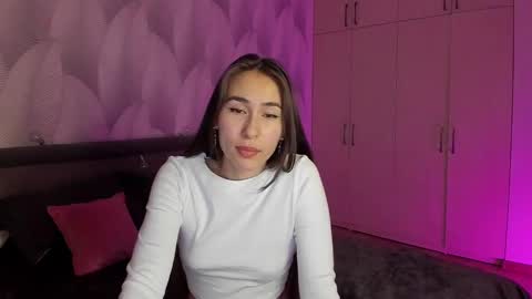 Mika online show from 03.09.25