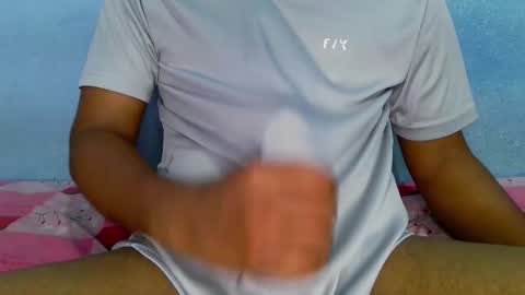 Snapshot of shy_eyes_ chatting on 12.06.24 shyeyes online show from 12.06.24