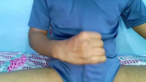 Snapshot of shy_eyes_ chatting on 12.19.24 shyeyes online show from 12.19.24