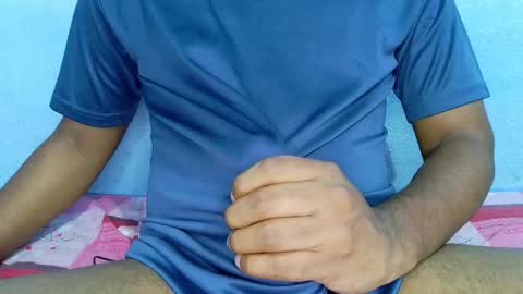 Snapshot of shy_eyes_ chatting on 12.24.24 shyeyes online show from 12.24.24