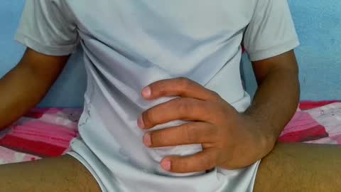 Snapshot of shy_eyes_ chatting on 02.06.25 shyeyes online show from 02.06.25