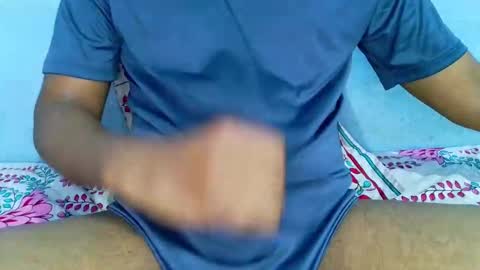 Snapshot of shy_eyes_ chatting on 02.17.25 shyeyes online show from 02.17.25