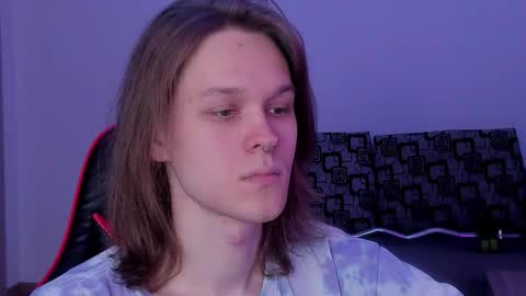 Snapshot of shy_nny chatting on 09.30.25 Mark online show from 09.30.25