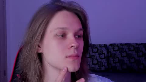 Snapshot of shy_nny chatting on 10.01.25 Mark online show from 10.01.25