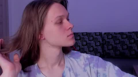 Snapshot of shy_nny chatting on 10.02.25 Mark online show from 10.02.25