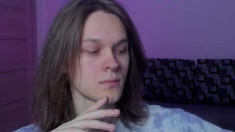 Snapshot of shy_nny chatting on 11.01.25 Mark online show from 11.01.25