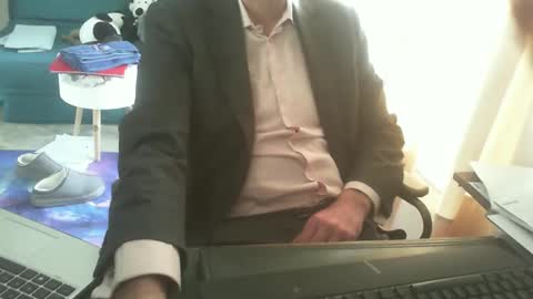 Snapshot of shyfrenchcock chatting on 03.03.25 shyfrenchcock online show from 03.03.25