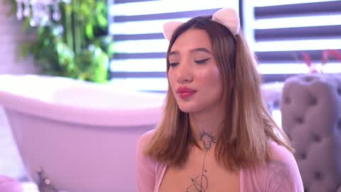 Sienna online show from 09.29.25