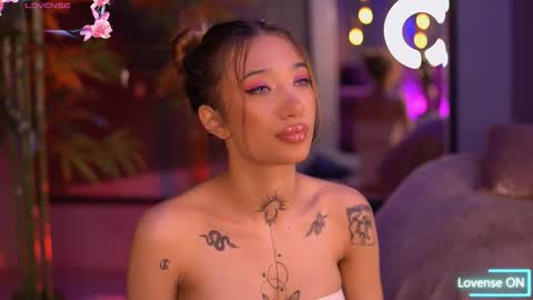 Sienna online show from 10.28.25