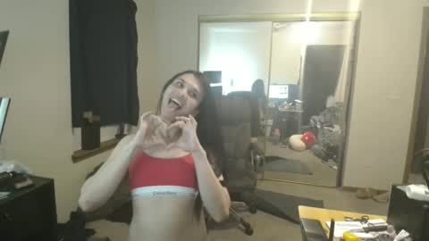 Snapshot of siennalilbunnykate chatting on 12.26.24 Nicole Zelaya Ferrati Niky Ferrati online show from 12.26.24