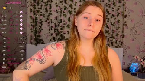 Chloe online show from 12.04.24