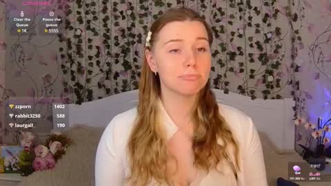 Chloe online show from 02.23.25