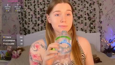 Chloe online show from 02.25.25